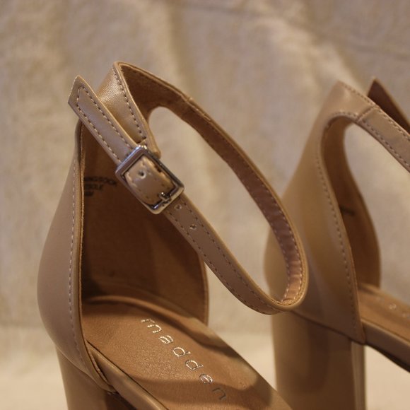 Steve Madden Blush Beella Block Heels - Picture 6 of 6